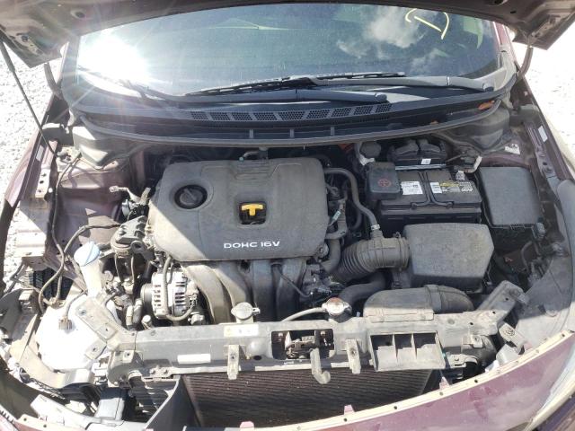 Photo 7 from auction – 2017 KIA FORTE LX with VIN 3KPFK4A77HE144946