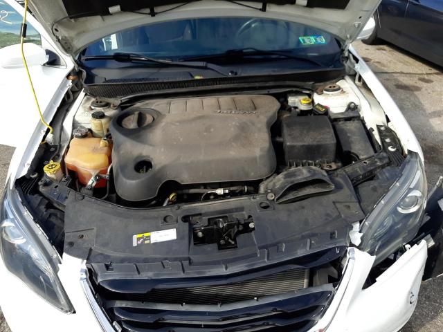 Photo 7 from auction – 2014 CHRYSLER 200 TOURIN with VIN 1C3CCBBG9EN132182
