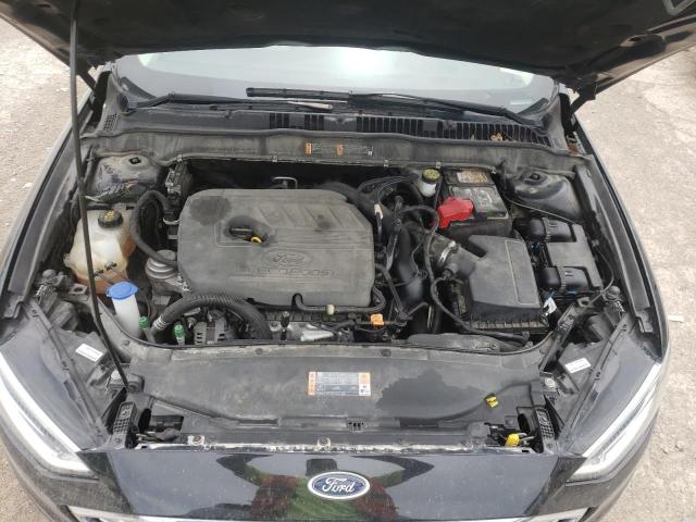 Photo 7 from auction – 2017 FORD FUSION SE with VIN 3FA6P0HD7HR334203