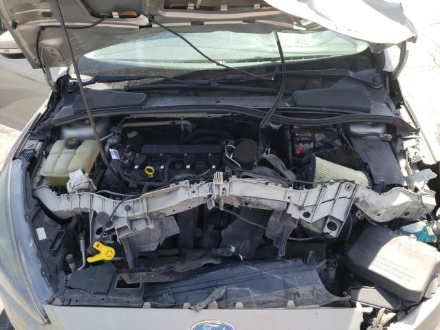 Photo 7 from auction – 2015 FORD FOCUS SE with VIN 1FADP3F25FL357047