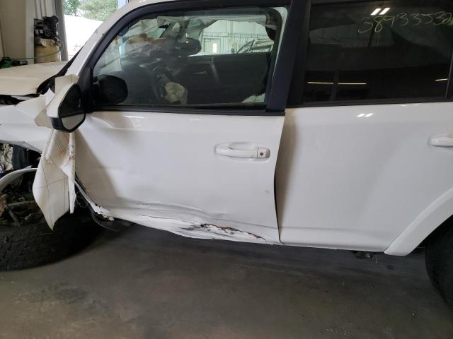 Photo 10 from auction – 2019 TOYOTA 4RUNNER SR with VIN JTEBU5JR8K5725533