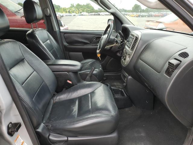 Photo 5 from auction – 2004 FORD ESCAPE LIM with VIN 1FMCU94104KB49846