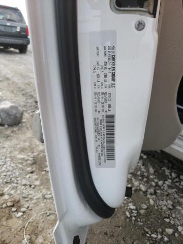 Photo 10 from auction – 2015 CHRYSLER TOWN & COU with VIN 2C4RC1CG4FR515174