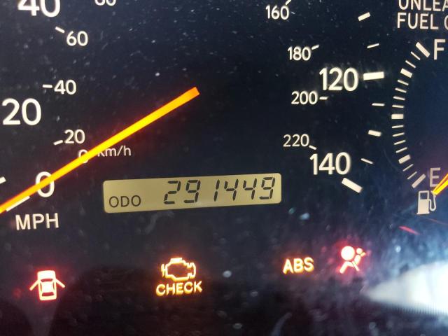 Photo 8 from auction – 1998 LEXUS ES 300 with VIN JT8BF28G9W5030645