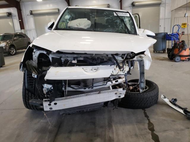 Photo 9 from auction – 2019 TOYOTA 4RUNNER SR with VIN JTEBU5JR8K5725533