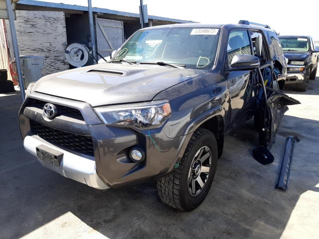 Photo 2 from auction – 2018 TOYOTA 4RUNNER SR with VIN JTEBU5JRXJ5520410