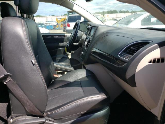 Photo 5 from auction – 2014 CHRYSLER TOWN & COU with VIN 2C4RC1BG1ER169150