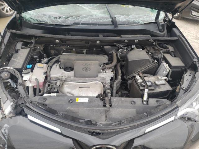 Photo 7 from auction – 2017 TOYOTA RAV4 XLE with VIN 2T3RFREVXHW644191