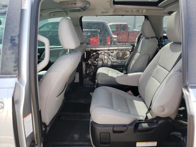 Photo 6 from auction – 2018 TOYOTA SIENNA XLE with VIN 5TDYZ3DC3JS910268