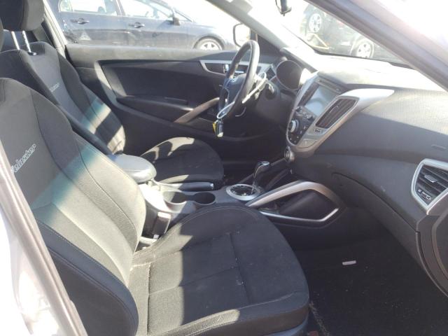Photo 5 from auction – 2013 HYUNDAI VELOSTER with VIN KMHTC6AD1DU129254