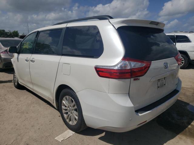 Photo 3 from auction – 2017 TOYOTA SIENNA XLE with VIN 5TDYZ3DC5HS878918