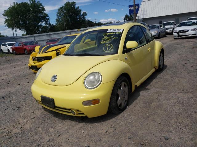 Photo 2 from auction – 2000 VOLKSWAGEN NEW BEETLE with VIN 3VWDD21C9YM498523