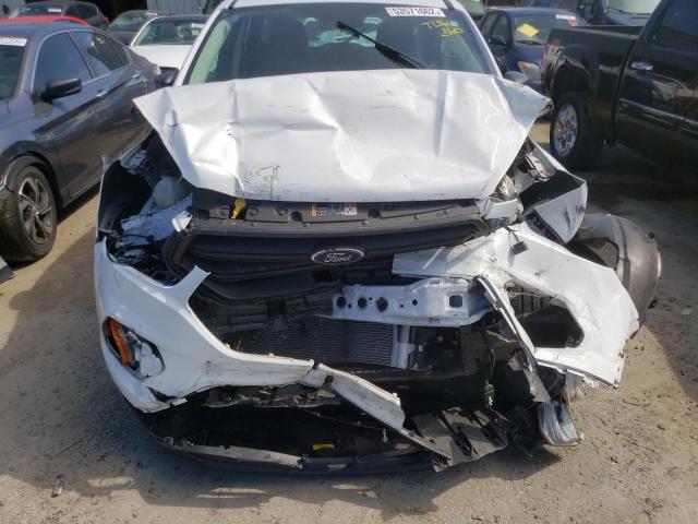 Photo 9 from auction – 2017 FORD ESCAPE S with VIN 1FMCU0F78HUA48738