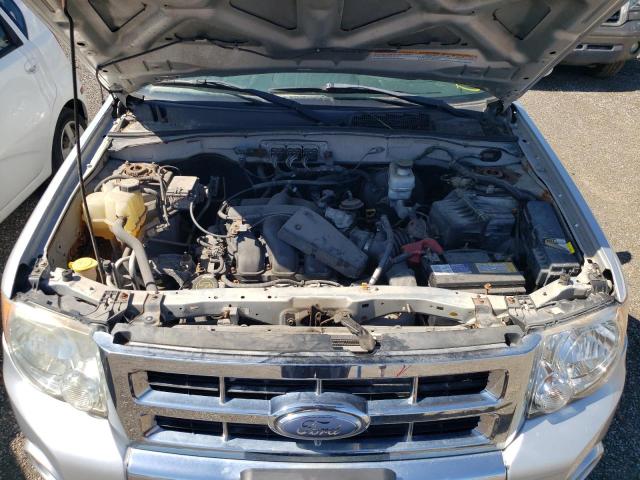 Photo 7 from auction – 2008 FORD ESCAPE LIM with VIN 1FMCU94118KA00562