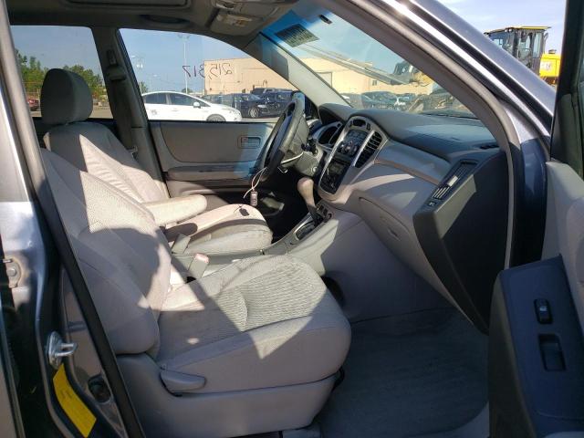 Photo 5 from auction – 2005 TOYOTA HIGHLANDER with VIN JTEGP21A350047426