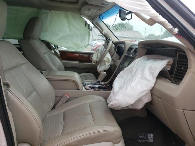 Photo 5 from auction – 2011 LINCOLN NAVIGATOR with VIN 5LMJJ2H56BEJ08232