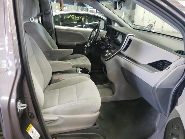 Photo 5 from auction – 2015 TOYOTA SIENNA LE with VIN 5TDKK3DC9FS634051