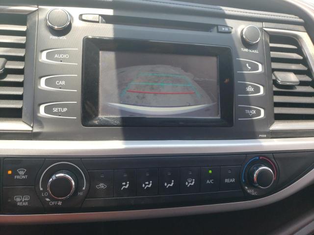 Photo 9 from auction – 2018 TOYOTA HIGHLANDER with VIN 5TDZZRFH2JS279478