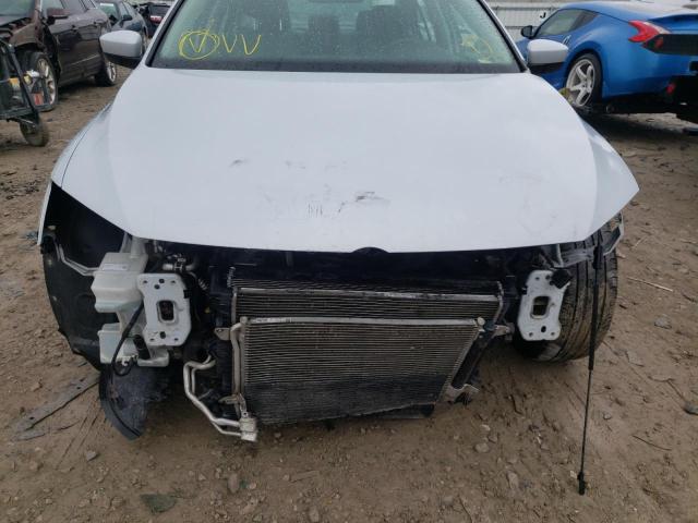 Photo 9 from auction – 2017 VOLKSWAGEN JETTA S with VIN 3VW2B7AJ2HM347841
