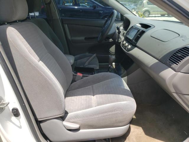 Photo 5 from auction – 2005 TOYOTA CAMRY LE with VIN 4T1BE32K35U028574