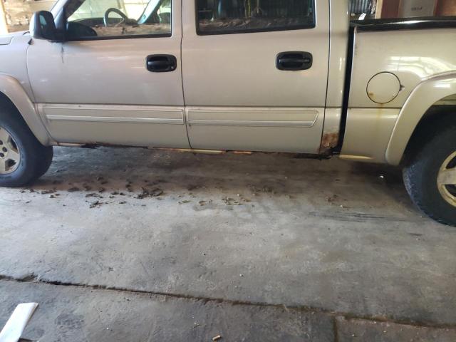 Photo 9 from auction – 2005 CHEVROLET SILVERADO with VIN 2GCEK13T051136698