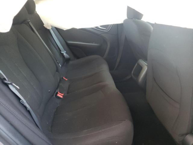 Photo 6 from auction – 2015 CHRYSLER 200 LIMITE with VIN 1C3CCCABXFN652274