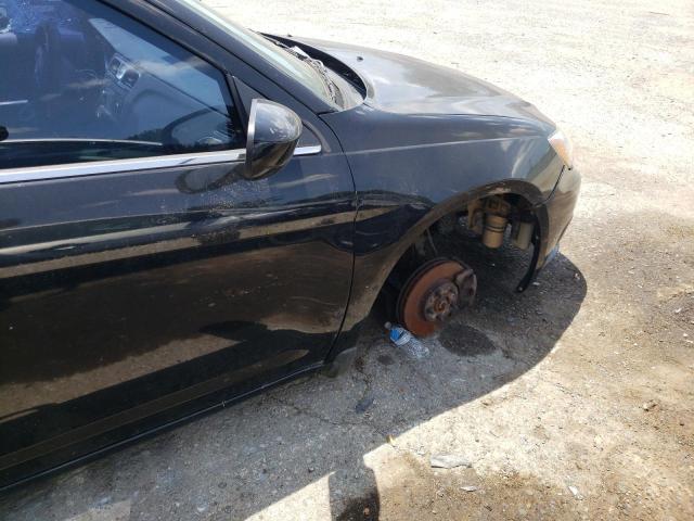 Photo 9 from auction – 2013 CHRYSLER 200 LX with VIN 1C3CCBAB6DN646804