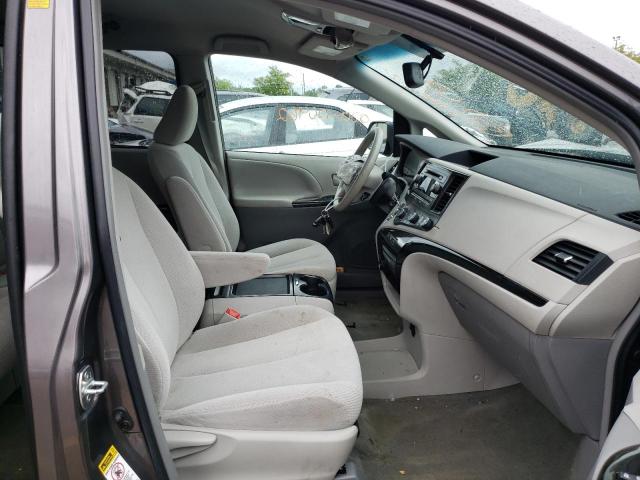 Photo 5 from auction – 2011 TOYOTA SIENNA LE with VIN 5TDKK3DC7BS174205