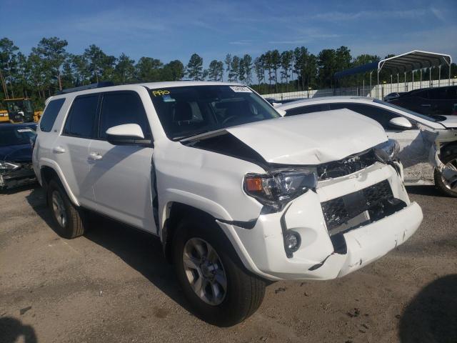 TOYOTA 4RUNNER SR 2022 with VIN JTEEU5JR8N5263671 - Photo from auction