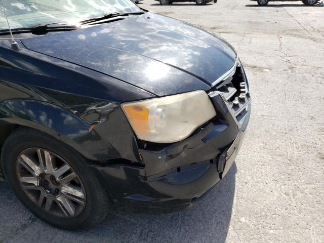 Photo 9 from auction – 2008 CHRYSLER TOWN & COU with VIN 2A8HR64X88R646545