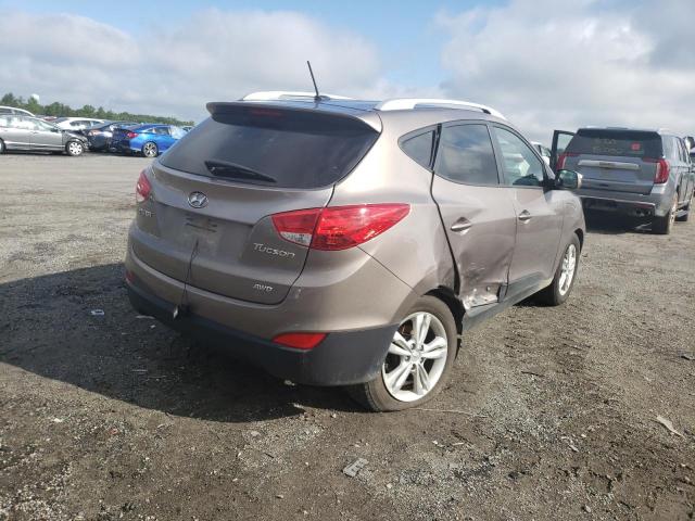 Photo 4 from auction – 2012 HYUNDAI TUCSON GLS with VIN KM8JUCAC1CU501636