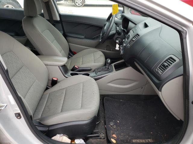 Photo 5 from auction – 2016 KIA FORTE LX with VIN KNAFK4A63G5535672