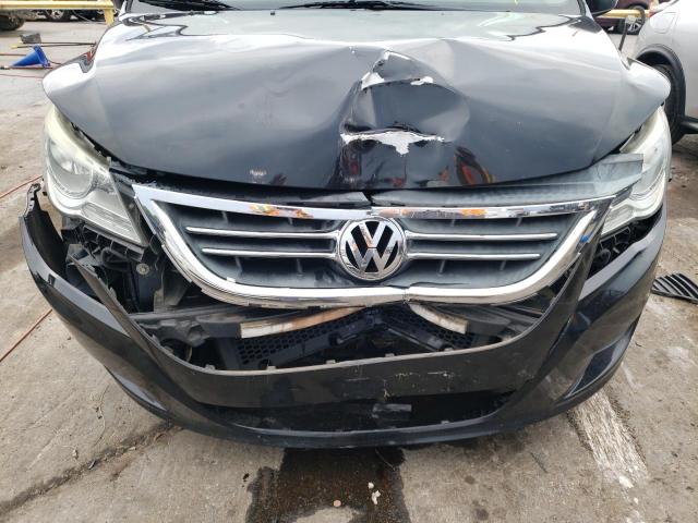 Photo 9 from auction – 2011 VOLKSWAGEN ROUTAN SE with VIN 2V4RW3DG7BR717282