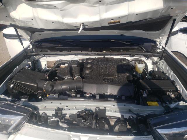 Photo 7 from auction – 2022 TOYOTA 4RUNNER SR with VIN JTEEU5JR8N5263671