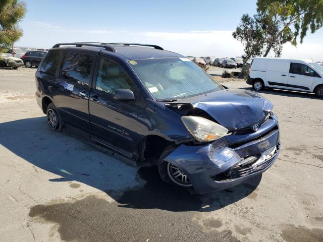 TOYOTA SIENNA CE 2004 with VIN 5TDZA23CX4S023889 - Photo from auction