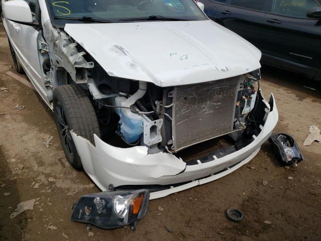 Photo 9 from auction – 2015 DODGE GRAND CARA with VIN 2C4RDGBG1FR684988