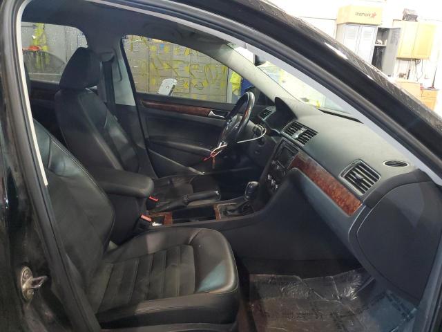 Photo 5 from auction – 2012 VOLKSWAGEN PASSAT SEL with VIN 1VWCN7A30CC097930