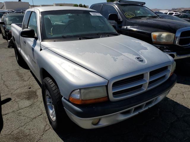 DODGE DAKOTA 2001 with VIN 1B7GL22X91S303568 - Photo from auction