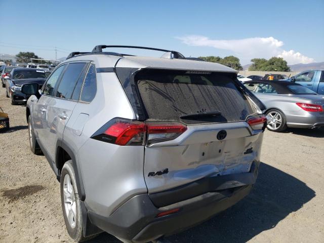 Photo 3 from auction – 2020 TOYOTA RAV4 XLE with VIN JTMR6RFV1LD005363