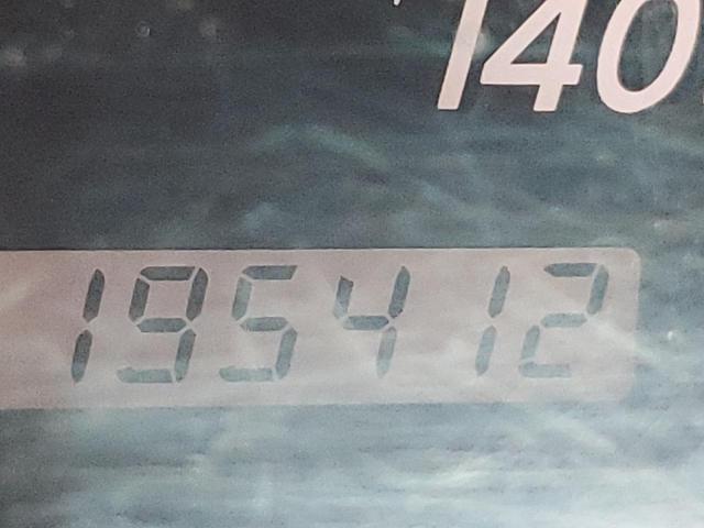 Photo 8 from auction – 2005 TOYOTA CAMRY LE with VIN JTDBE32K453033972