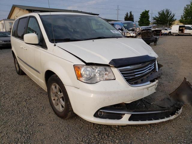CHRYSLER TOWN & COU 2013 with VIN 2C4RC1BG0DR584944 - Photo from auction