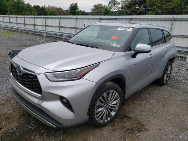 Photo 2 from auction – 2021 TOYOTA HIGHLANDER with VIN 5TDEBRCH8MS037774