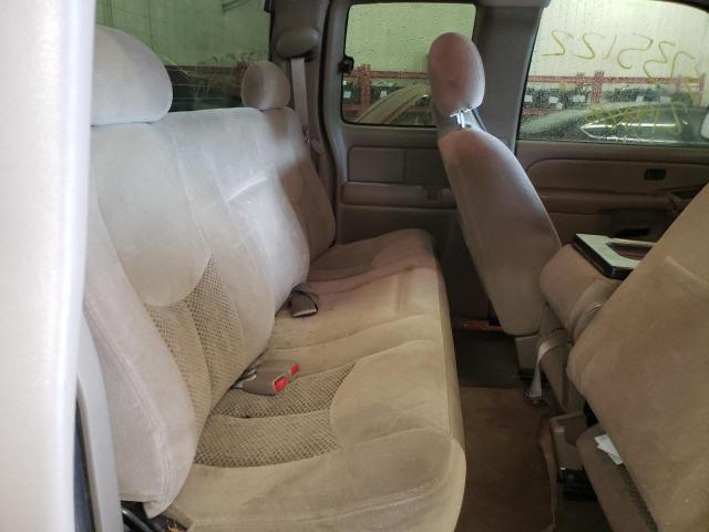 Photo 6 from auction – 2004 CHEVROLET SILVERADO with VIN 1GCEK19T14E202342