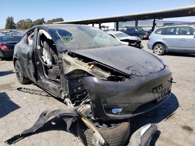 TESLA MODEL Y 2021 مع رقم تعريف المركبة 5YJYGAEE2MF191131 - صورة من المزاد