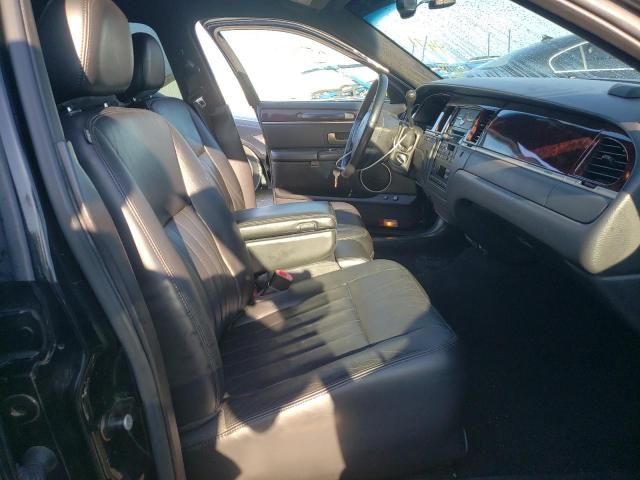 Photo 5 from auction – 2010 LINCOLN TOWN CAR E with VIN 2LNBL8EV2AX629471