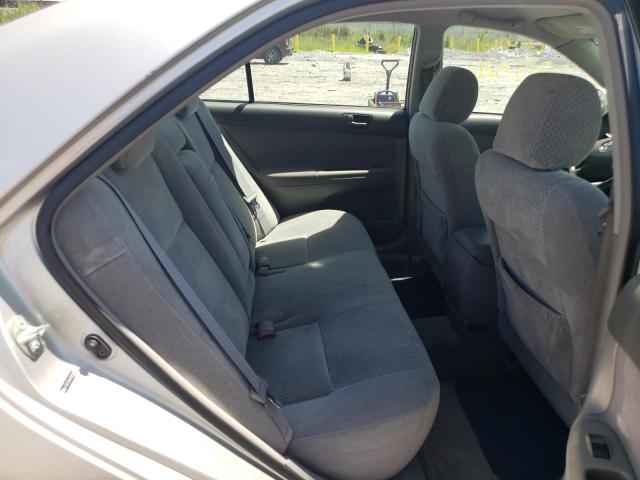 Photo 6 from auction – 2004 TOYOTA CAMRY LE with VIN 4T1BE32KX4U928080
