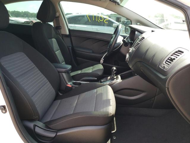 Photo 5 from auction – 2018 KIA FORTE LX with VIN 3KPFL4A74JE216611