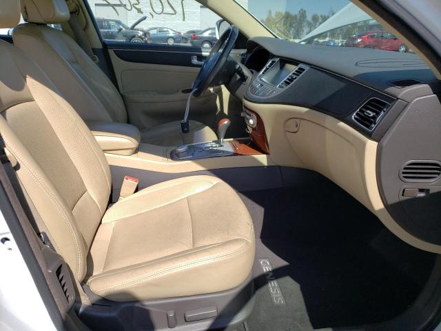 Photo 5 from auction – 2013 HYUNDAI GENESIS 3. with VIN KMHGC4DD3DU254337