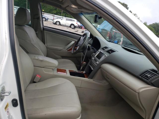 Photo 5 from auction – 2011 TOYOTA CAMRY SE with VIN 4T1BK3EKXBU615659