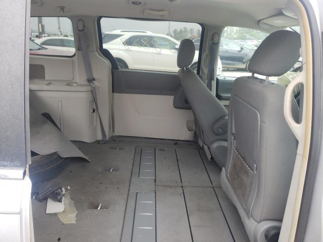 Photo 6 from auction – 2010 CHRYSLER TOWN & COU with VIN 2A4RR4DE5AR206202